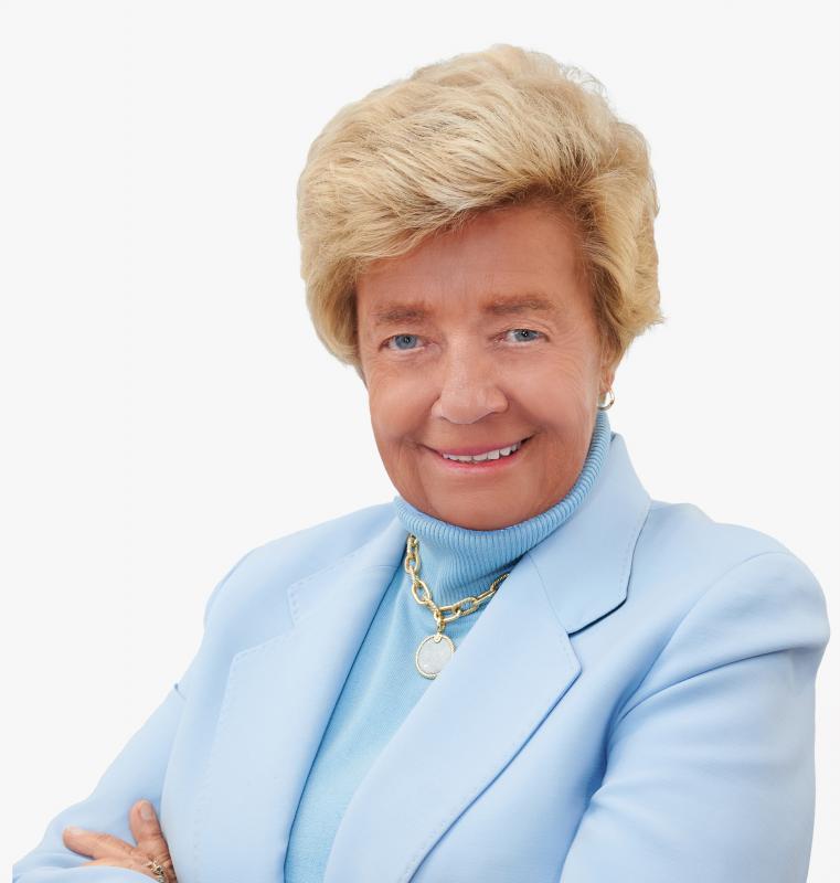 Judith M. von Seldeneck Honored with AESC Lifetime Achievement Award